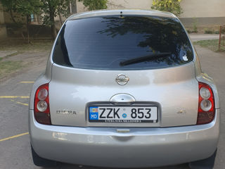 Nissan Micra foto 5