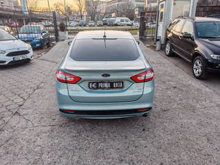 Ford Fusion foto 7