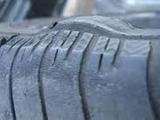 Сложный ремонт шин, боковых порезов и грыж.нарезка протектора foto 8