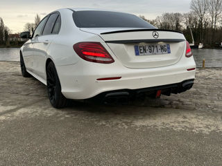 Mercedes E-Class foto 6