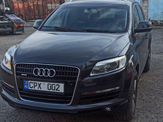 Audi Q7 foto 2