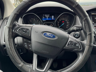 Ford Focus foto 7