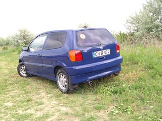 Volkswagen Polo foto 4