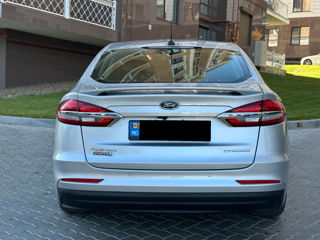 Ford Fusion foto 6