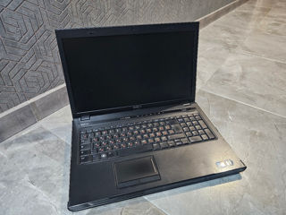 Vand Dell Vostro 3700 i3 6gb 512gb