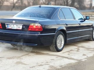 BMW 7 Series foto 10