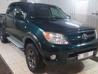 Toyota Hilux foto 3