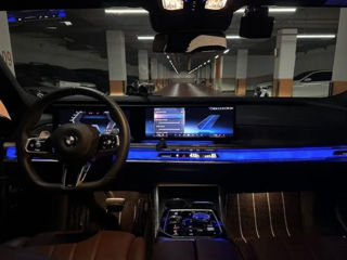 BMW 7 Series foto 5