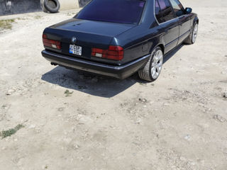 BMW 7 Series фото 3
