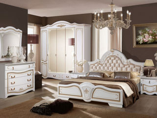 Mobilă pentru dormitor în stil baroc