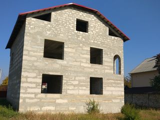 Ofertă unică - Cricova casă în 2 nivele de 170 m2 cu 6,6 ari !!! foto 4