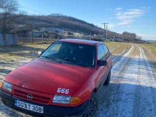 Opel Astra foto 2