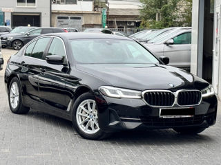 BMW 5 Series foto 3