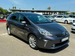 Toyota Prius + foto 4