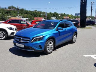 Mercedes GLA foto 2