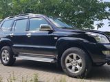 Toyota Land Cruiser Prado foto 3