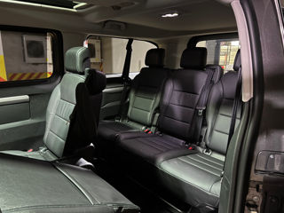Peugeot Traveller foto 14