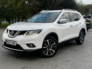 Nissan X-Trail foto 2