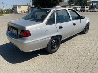 Daewoo Nexia foto 3