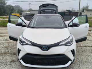 Toyota C-HR foto 1