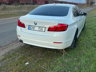 BMW 5 Series foto 5