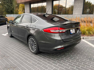 Ford Fusion foto 3