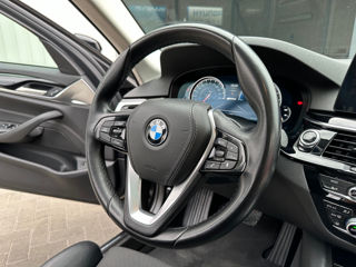 BMW 5 Series foto 11