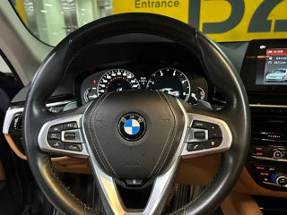 BMW 5 Series foto 5