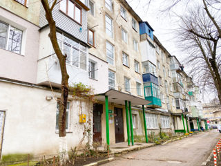 Apartament cu 3 camere, 62 m², Dvoreanskoe gnezdo, Bălți