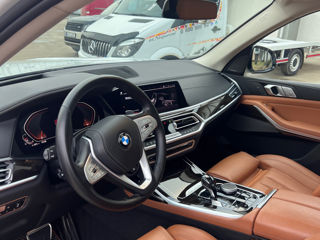 BMW X7 foto 7