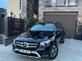 Mercedes GLC foto 2