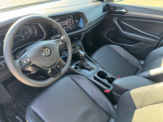 Volkswagen Jetta foto 8