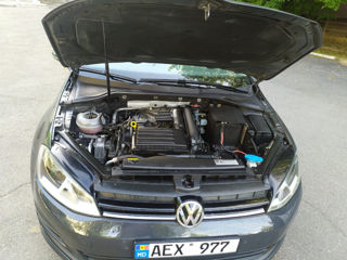 Volkswagen Golf foto 4