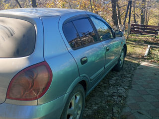 Nissan Almera foto 3