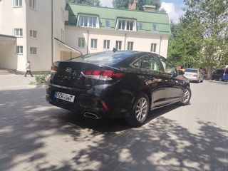 Hyundai Sonata foto 1