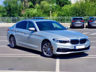 BMW 5 Series foto 3