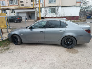 BMW 5 Series foto 6