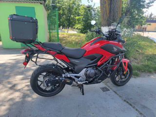 Honda NC700XD foto 2