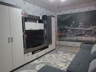 Apartament cu 2 camere, 50 m², Botanica, Chișinău foto 2