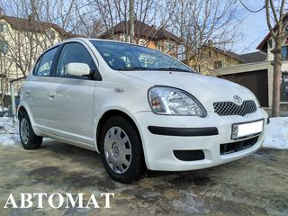 Toyota Yaris foto 1