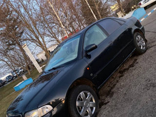 Audi A4 foto 2