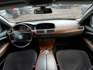 BMW 7 Series foto 7