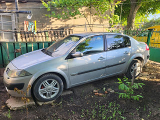 Renault Megane foto 2