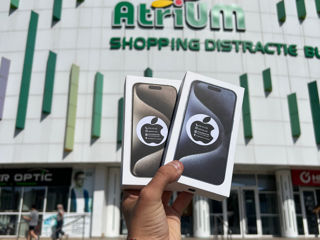 iPhone 15 Pro Natural Titanium