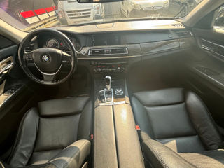 BMW 7 Series foto 9