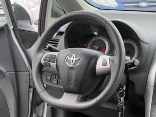 Toyota Auris foto 9