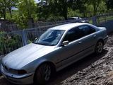 BMW 5 Series foto 1