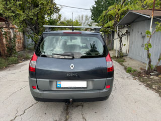 Renault Grand Scenic foto 4