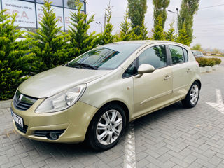 Opel Corsa foto 4