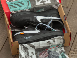 Nike Air Force 1 Low Black x Off-White foto 5